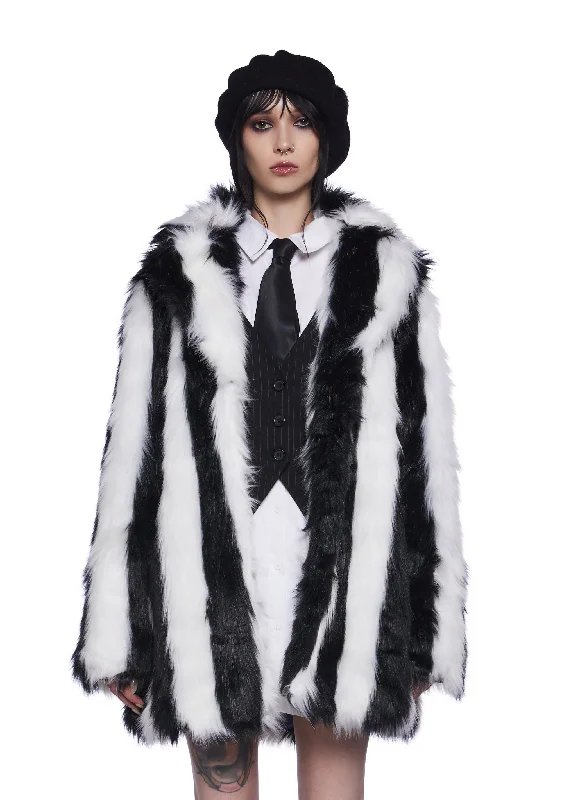 Versatile Wardrobe Essentials Wreaking Havoc Faux Fur Coat