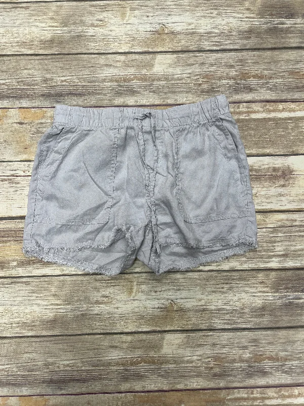 Shorts By For The Republic In Grey, Size: Xs