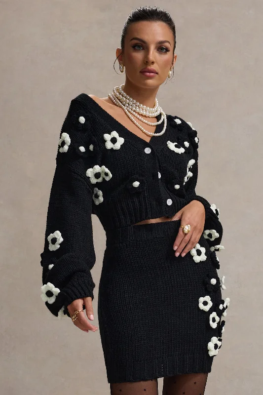 Vibrant Femme Fashion Louvre | Black & White Knit Cropped Floral Cardigan