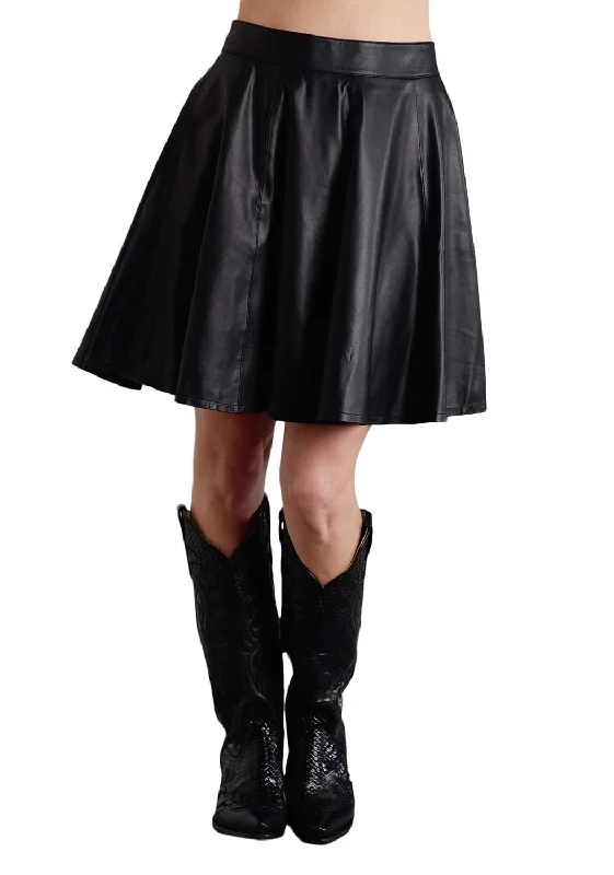 Graceful Drape Stetson Ladies Black Leather Circle Pocket Lamb Skirt