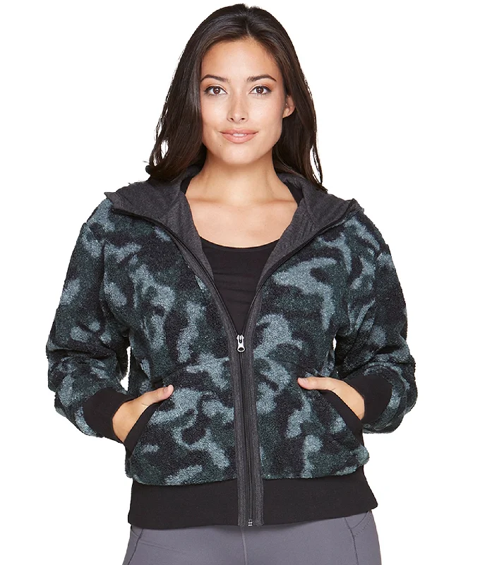 Versatile Wardrobe Essentials Nia Sherpa Jacket