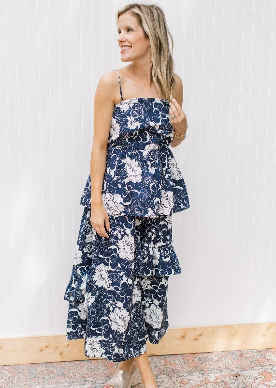 Sleek Design Garden Party Navy and White Set