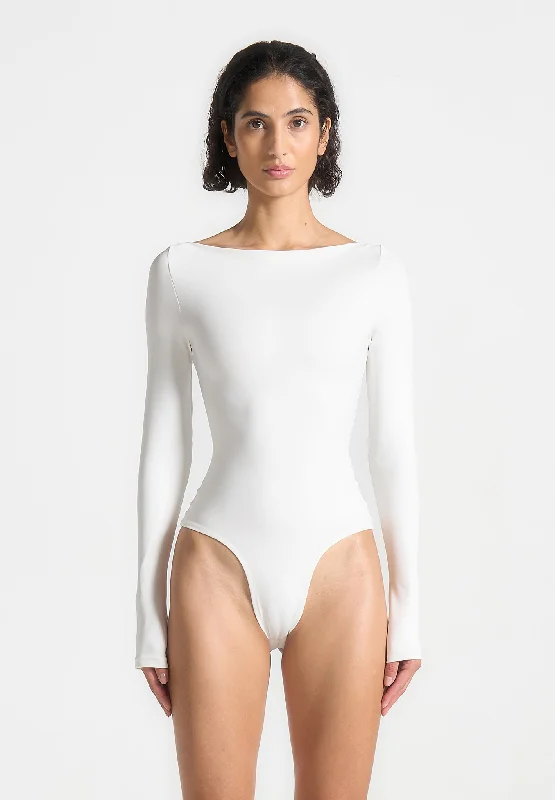 Wardrobe Update Éternelle Boat Neck Bodysuit - White