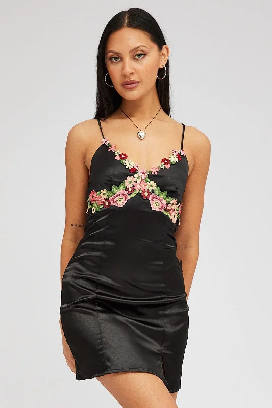 Seasonal Fashion Black Slip Dress Satin Flower Embroidery Applique