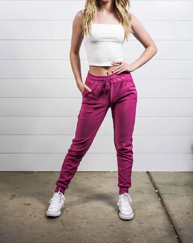 Nordic Minimalist Home Look Women's Joggers In Raspberry